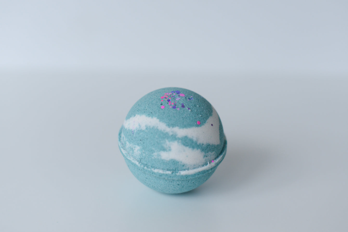 Snow Fairy *Shea & Hemp Bath Bomb