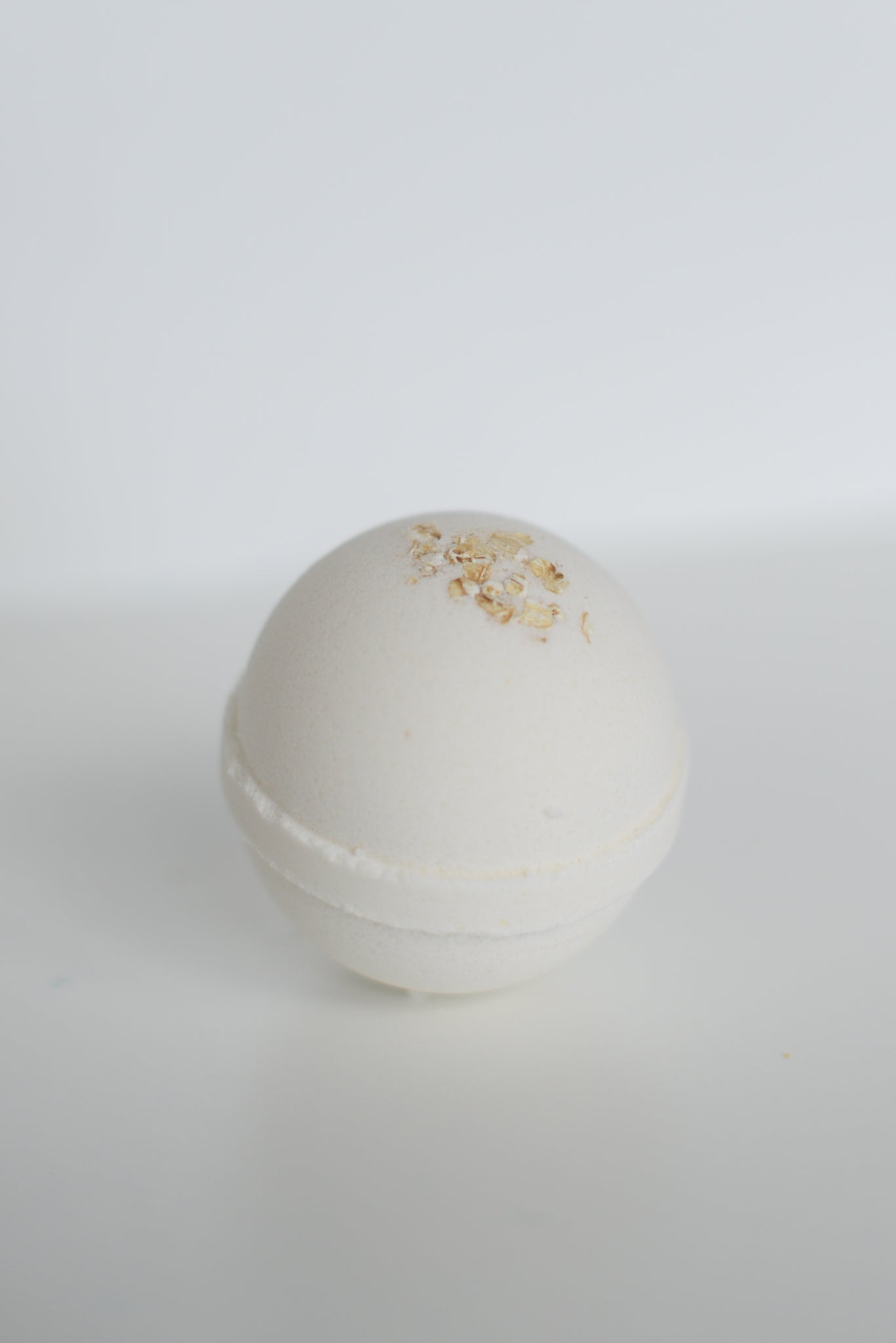 Oatmeal & Honey *Shea & Hemp Bath Bomb