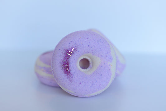 Sunshowers *Shea & Hemp Bath Bomb Donut